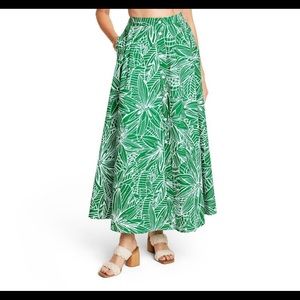 Women’s Linear Floral Print Skirt - Tabitha Brown for Target - Medium (NWT)